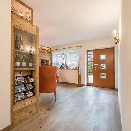 Haus Zur Vogelweide App 4 *